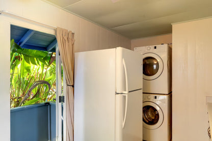Laʻau Paina Beachfront Estate | House + Cottage