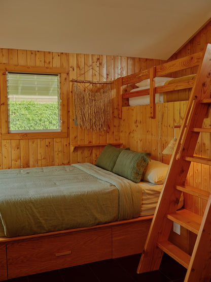 Aloha Surf Cabin - Private Yard and Entrance!
