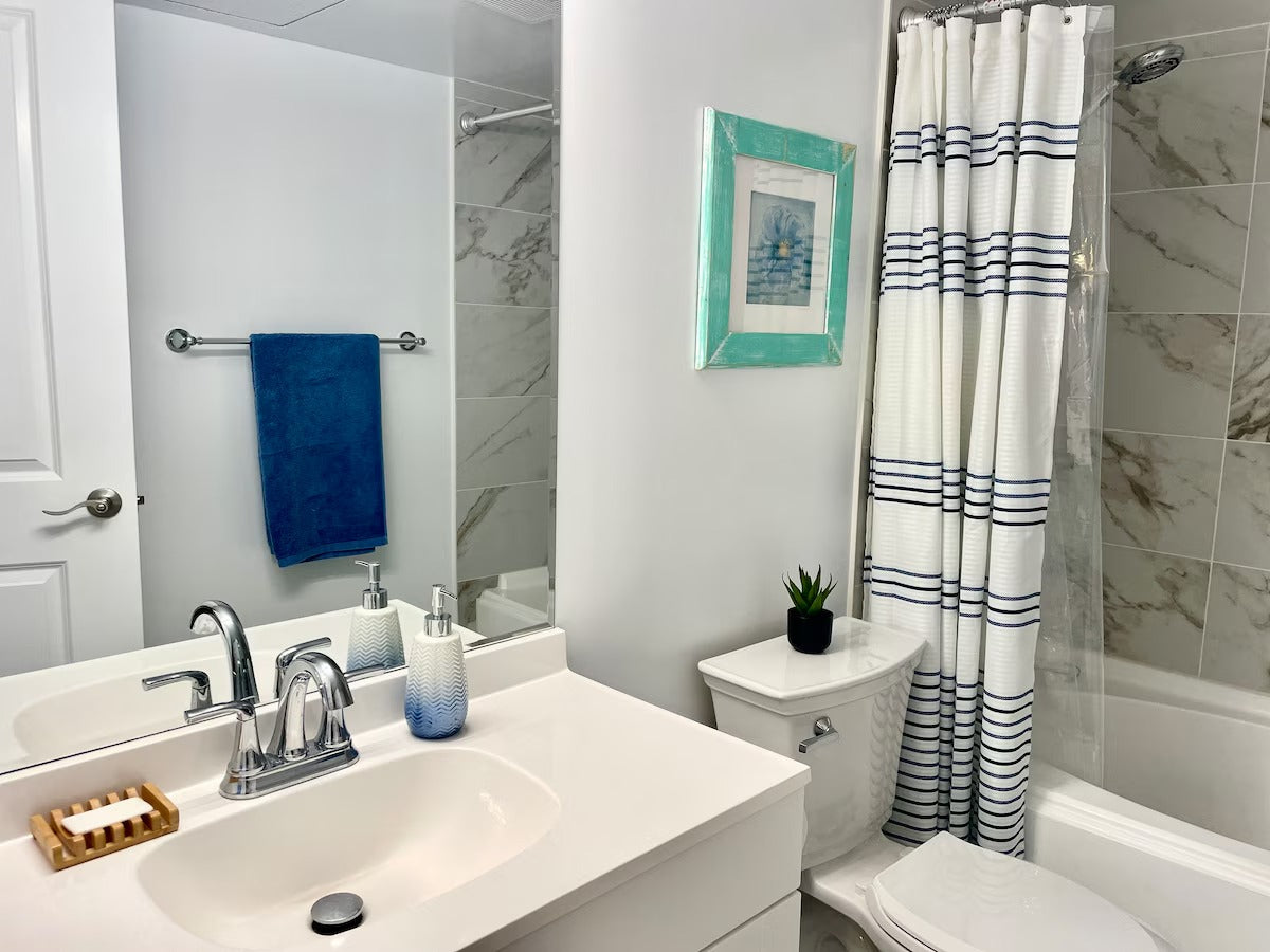 Honolulu Mountain View Condo w/ Free Parking