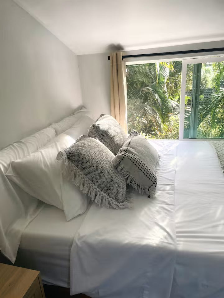 North shore Studio with sauna! - Walk to beach!