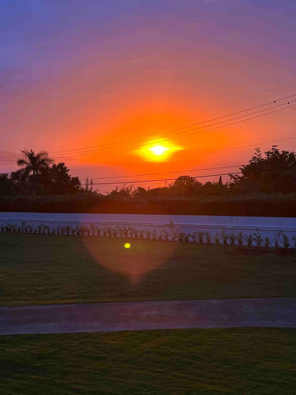 The Sunset Hills Ranch - Ocean Views - 2BR 2BA